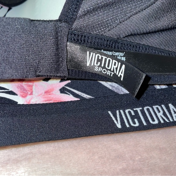Victorias secret sport bra size 32DD - Picture 5 of 7